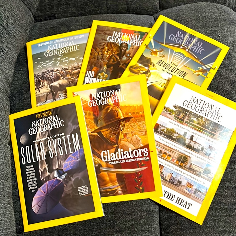 National Geographic 2021 (LOT OF 6)